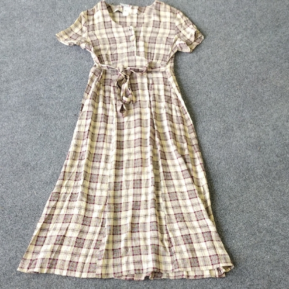 Scarlett Plaid Maxi Dress - Picture 3 of 11